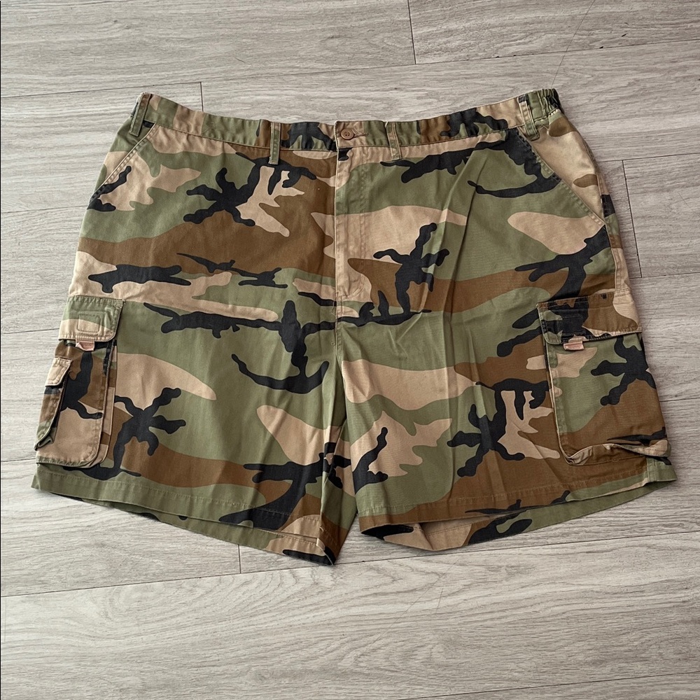 Vintage Camouflage Cargo Men Shorts